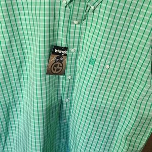 George Strait Wrangler Button up short sleeve shir